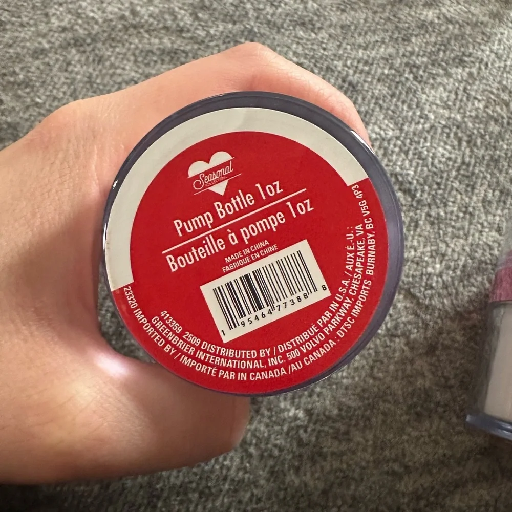 Gravity Pump Bottle 1 Oz Red and Pink Lot of Two